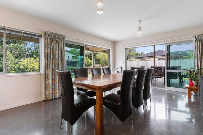 Photo of property in 19 Dawn Parade, Coastlands, Whakatane, 3120