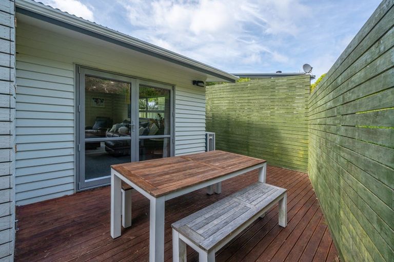 Photo of property in 59 Amesbury Drive, Churton Park, Wellington, 6037