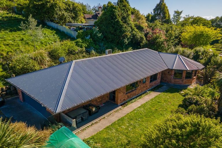 Photo of property in 16 Forest Road, Geraldine, 7930