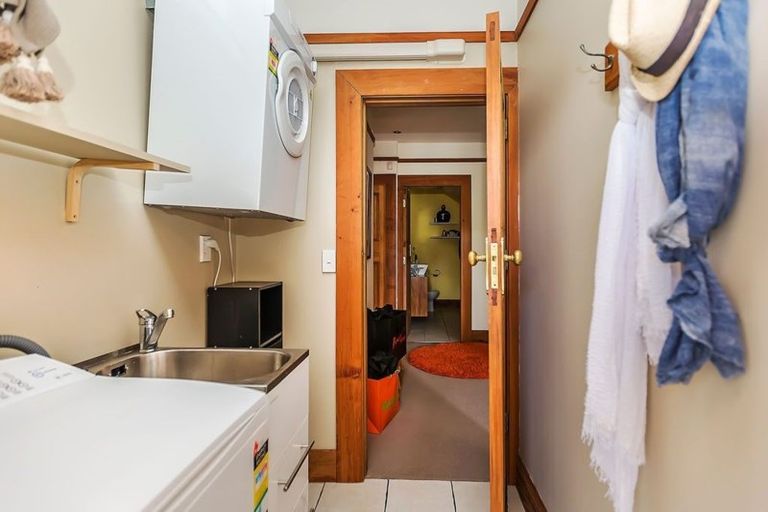 Photo of property in 44 Overtoun Terrace, Hataitai, Wellington, 6021