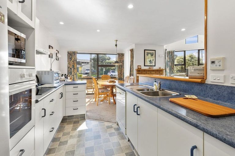 Photo of property in 4-u1 Richard Street, Titahi Bay, Porirua, 5022