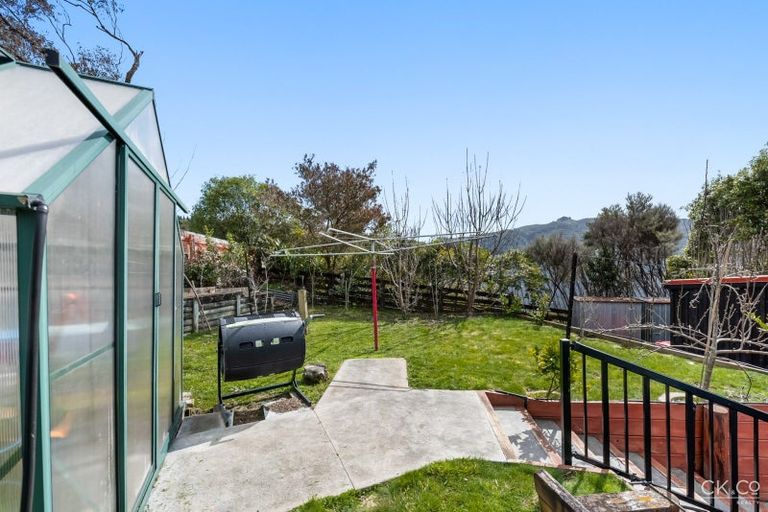Photo of property in 12 Roman Close, Silverstream, Upper Hutt, 5019