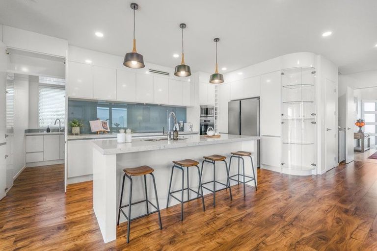 Photo of property in 94 Pohutukawa Parade, Riverhead, 0820