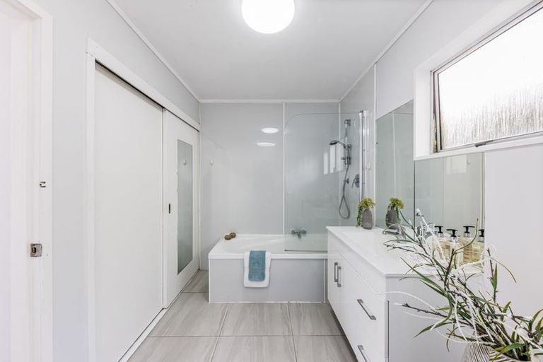 Photo of property in 10/41 Anzac Road, Browns Bay, Auckland, 0630