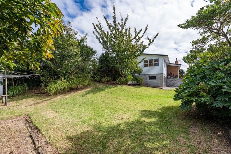 Photo of property in 12 Hollis Road, Paraparaumu Beach, Paraparaumu, 5032