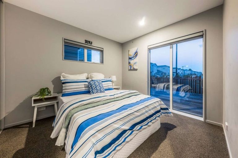 Photo of property in 15 Tribute Loop, Takanini, 2112