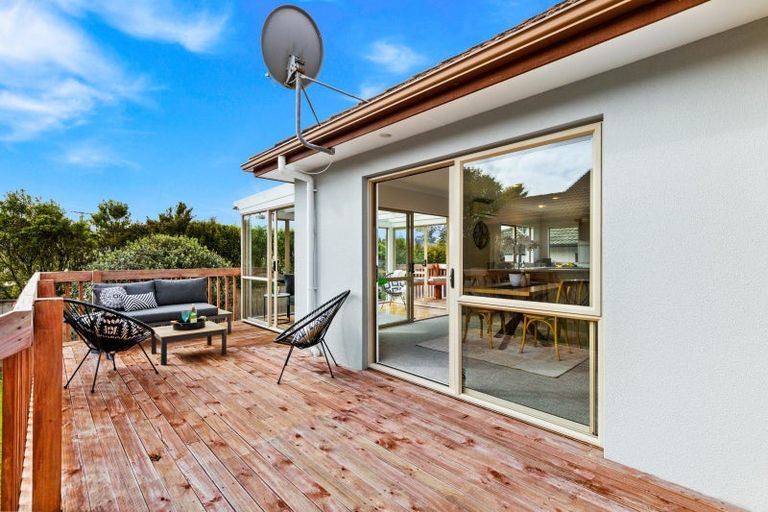 Photo of property in 5 Pyrite Street, Westgate, Auckland, 0614