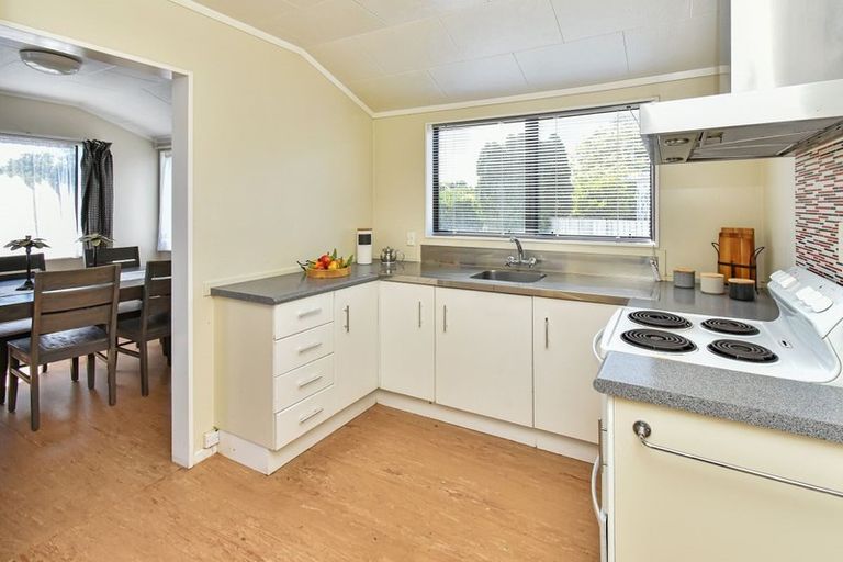 Photo of property in 225 Finlayson Avenue, Clendon Park, Auckland, 2103