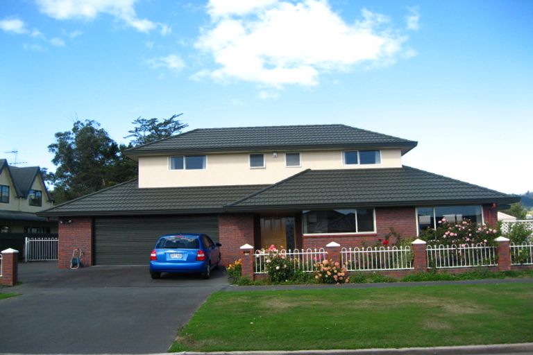 Photo of property in 142 Hagart-alexander Drive, Mosgiel, 9024