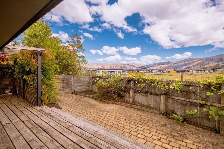 Photo of property in 14 Gavan Street, Cromwell, 9310