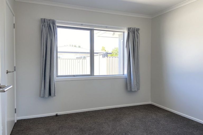 Photo of property in 18 Guy Street, Waipawa, 4210