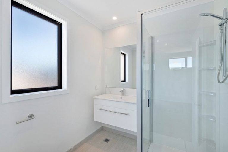 Photo of property in 17 Holmes Hanover Lane, Halswell, Christchurch, 8025