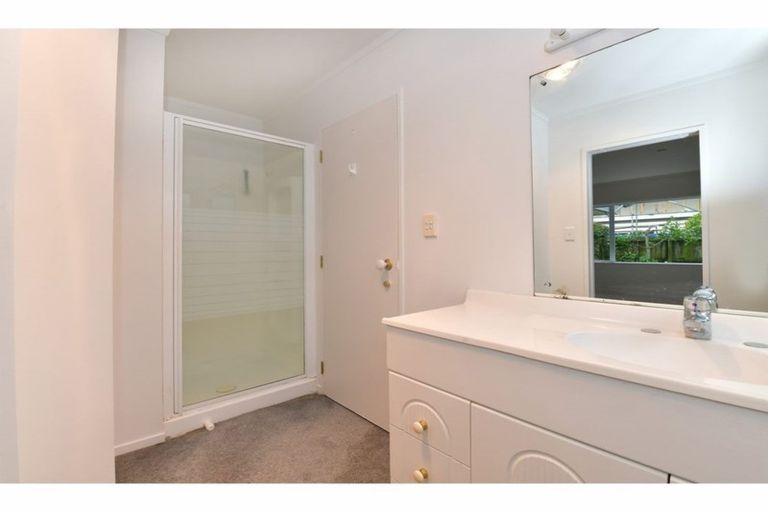 Photo of property in 2/448 Hibiscus Coast Highway, Orewa, 0931