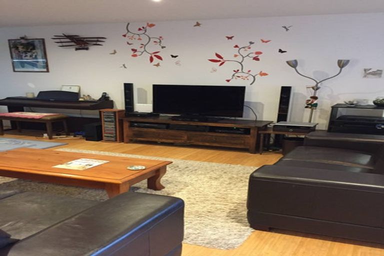 Photo of property in 53 Saddleback Grove, Karori, Wellington, 6012