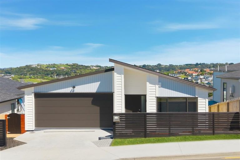 Photo of property in 13 Whale Bay Rise, Gulf Harbour, Whangaparaoa, 0930