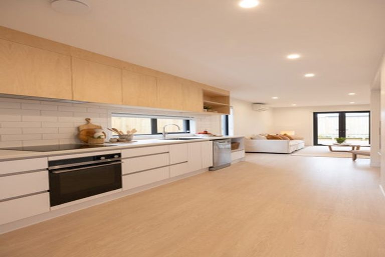 Photo of property in 60 Nganui Avenue, Takanini, Auckland, 2112