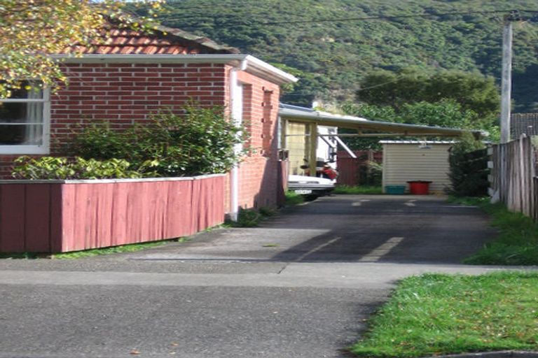 Photo of property in 1277a High Street, Taita, Lower Hutt, 5011