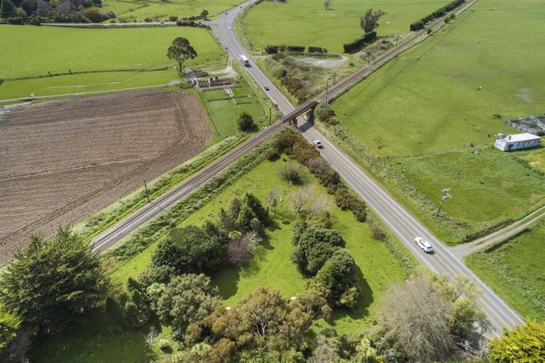 Photo of property in 1403a State Highway 1, Marton, 4787