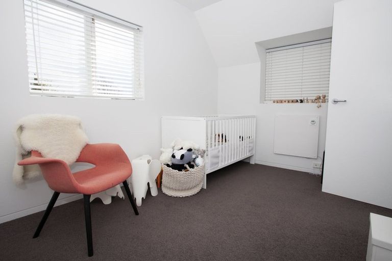 Photo of property in 5 Champion Street, Edgeware, Christchurch, 8013