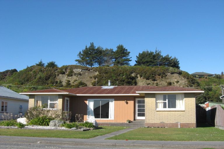 Photo of property in 238 Sewell Street, Hokitika, 7810