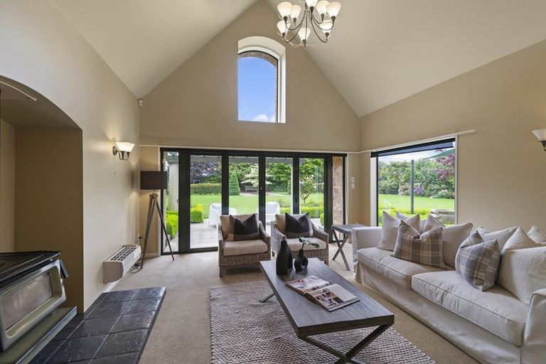 Photo of property in 60 Regent's Park Drive, Casebrook, Christchurch, 8051