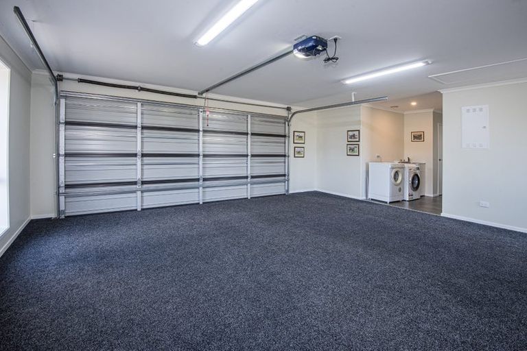 Photo of property in 11 Cherrywood Rise, Paparoa, 0571