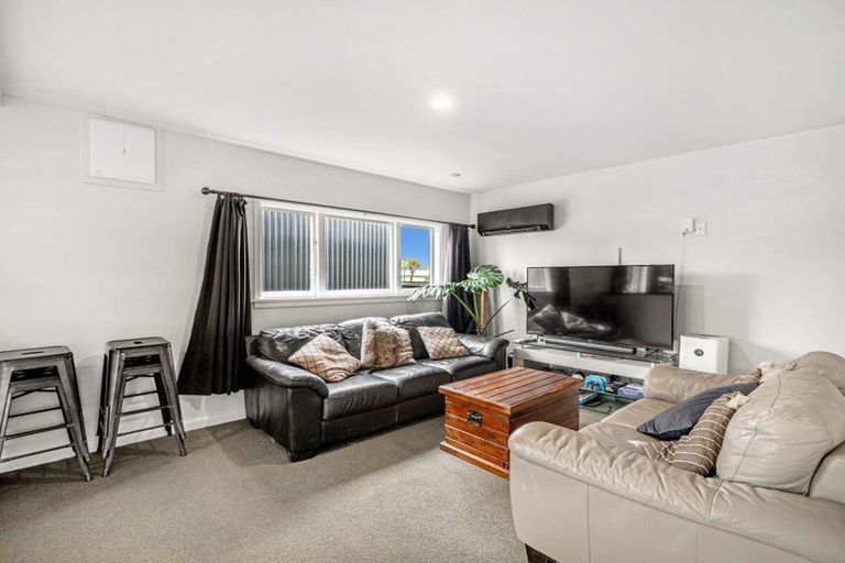 Photo of property in 33 East Belt, Rangiora, 7400