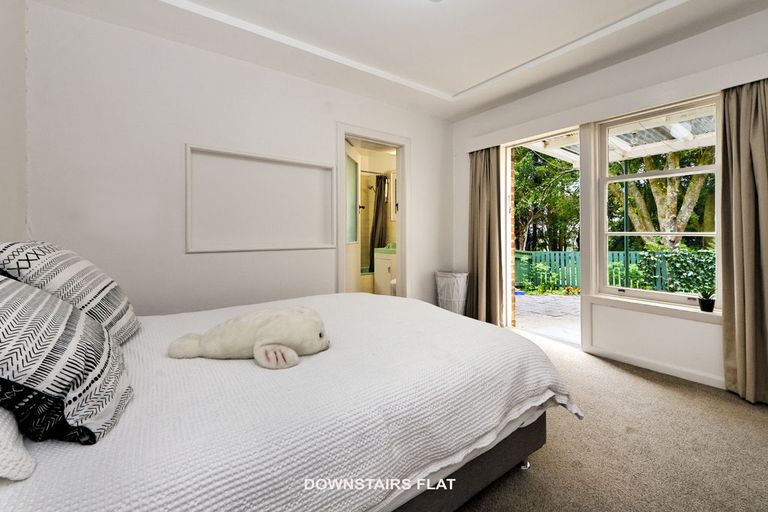 Photo of property in 47 Kopiko Road, Titirangi, Auckland, 0604