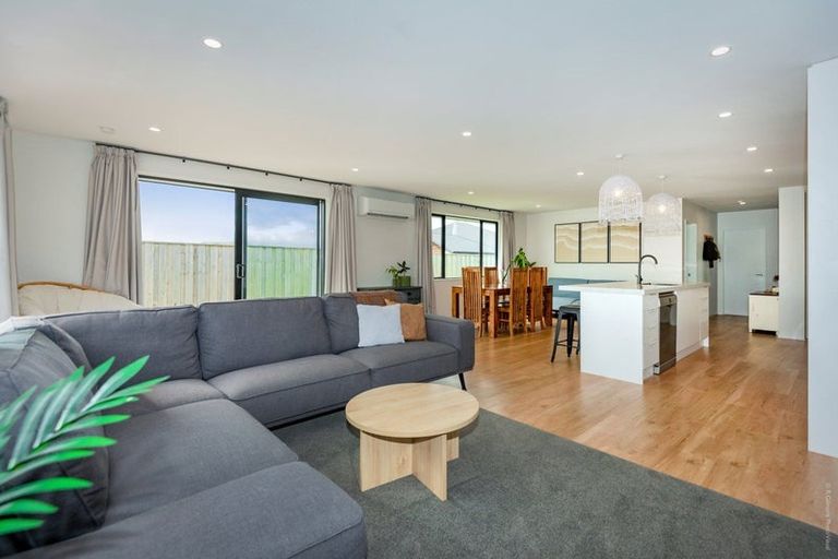 Photo of property in 6 Classic Lane, Rolleston, 7614