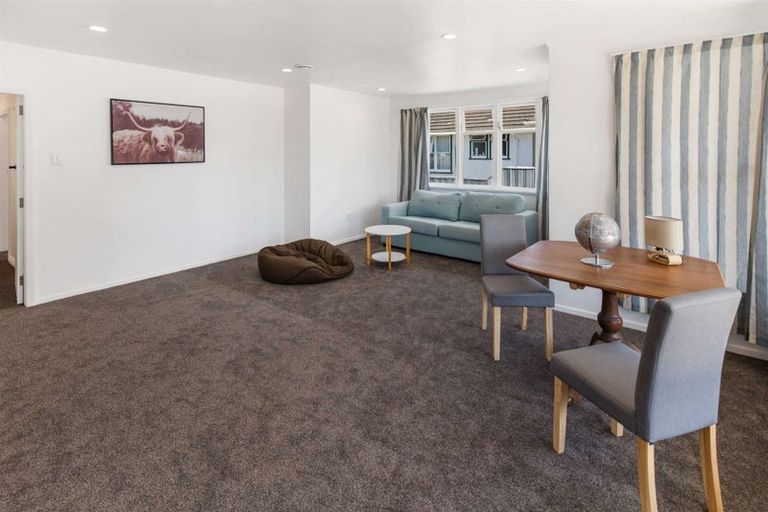 Photo of property in 17 Dorset Street, Levin, 5510