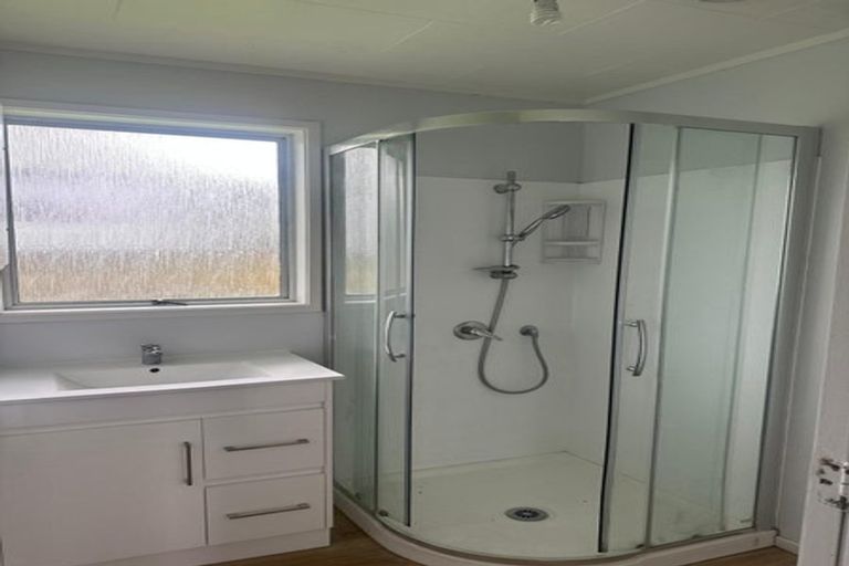 Photo of property in 1/58 Te Irirangi Drive, Clover Park, Auckland, 2019