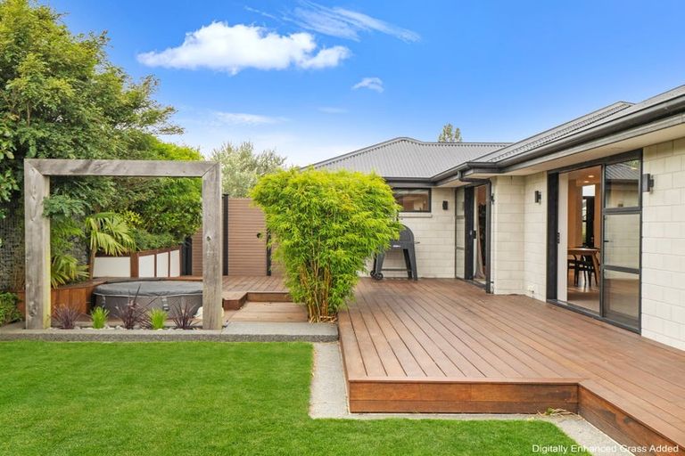 Photo of property in 12 Karere Avenue, Marshland, Christchurch, 8083