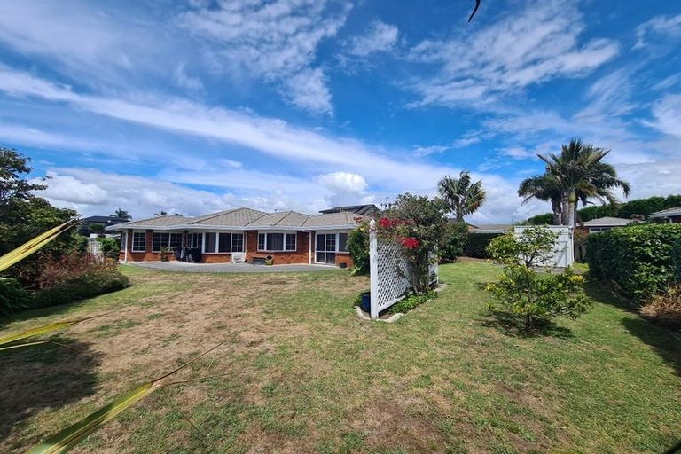 Photo of property in 68 Russley Drive, Mount Maunganui, 3116
