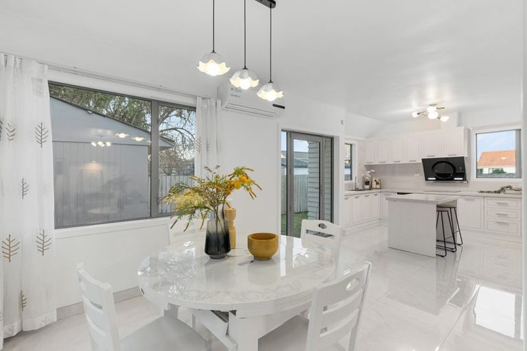 Photo of property in 9a Piko Crescent, Riccarton, Christchurch, 8041