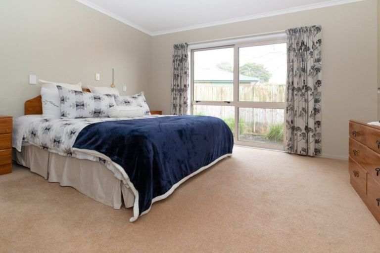 Photo of property in 3/14 Milton Road, Orewa, 0931