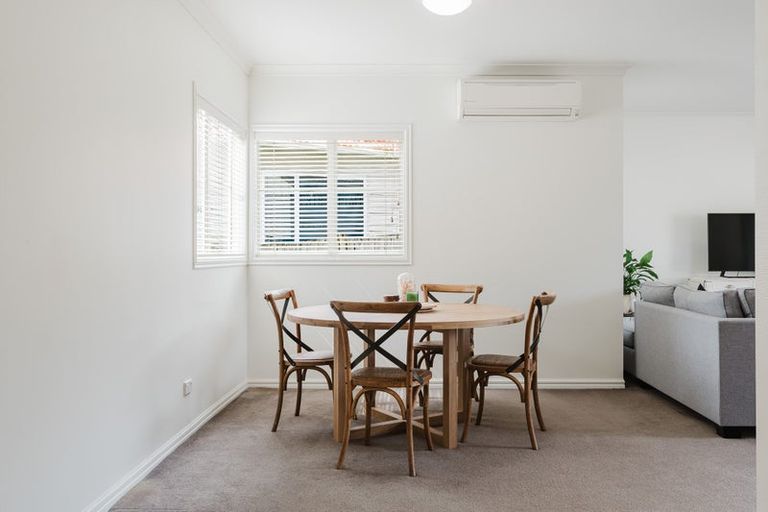 Photo of property in 55 Plunket Terrace, Hamilton East, Hamilton, 3216