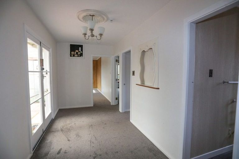 Photo of property in 223 Waimairi Road, Ilam, Christchurch, 8041