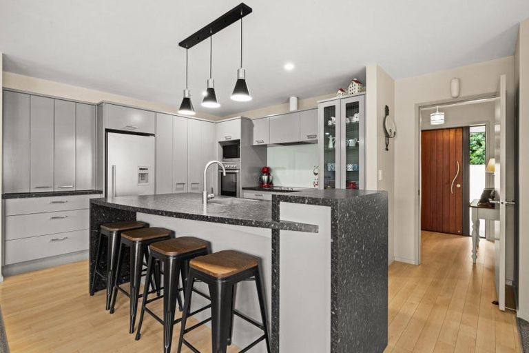 Photo of property in 323 Southland Place, Raureka, Hastings, 4120