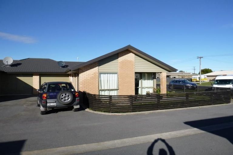 Photo of property in 17 Queen Street, Westport, 7825