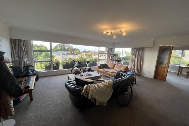 Photo of property in 5 Fairfax Terrace, Frankleigh Park, New Plymouth, 4310