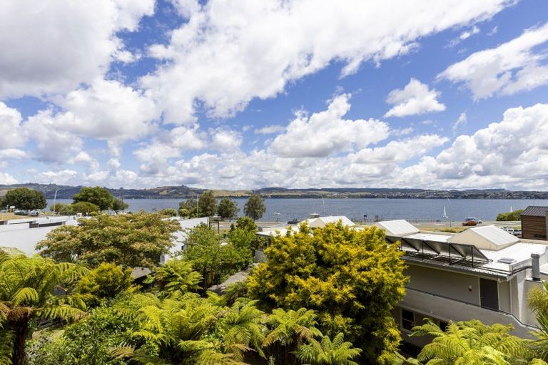 Photo of property in 358 Lake Terrace, Two Mile Bay, Taupo, 3330