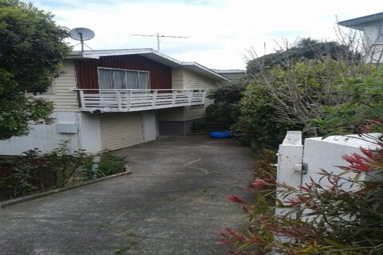 Photo of property in 5 Branscombe Street, Johnsonville, Wellington, 6037