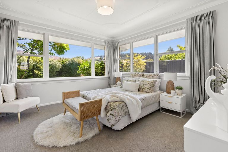 Photo of property in 102 Sunderland Street, Clyde, 9330
