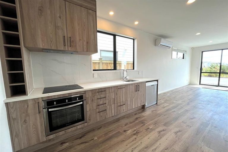 Photo of property in 36 Minhas Road, Papakura, 2110