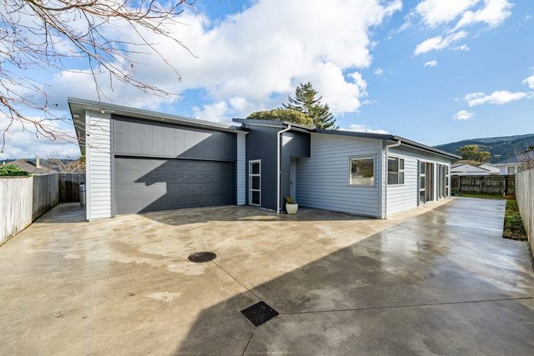 Photo of property in 25a Hikurangi Street, Trentham, Upper Hutt, 5018