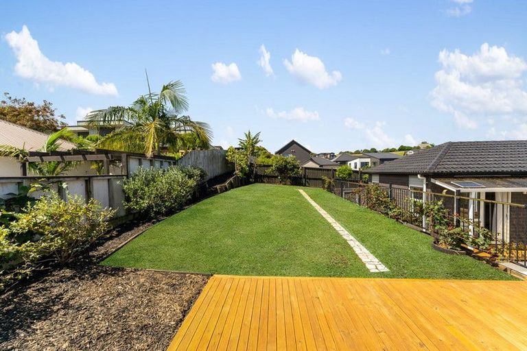 Photo of property in 144 Lisle Farm Drive, Pukekohe, 2120