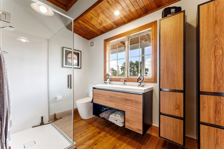 Photo of property in 1228 Sandspit Road, Sandspit, Warkworth, 0982