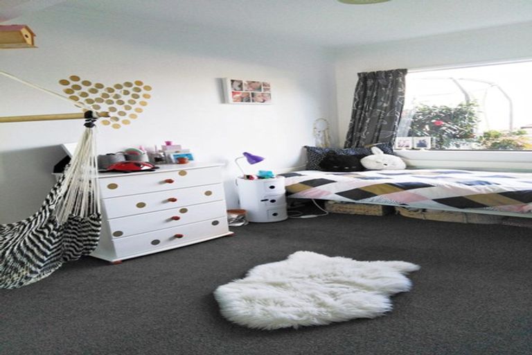 Photo of property in 22 Satara Crescent, Khandallah, Wellington, 6035