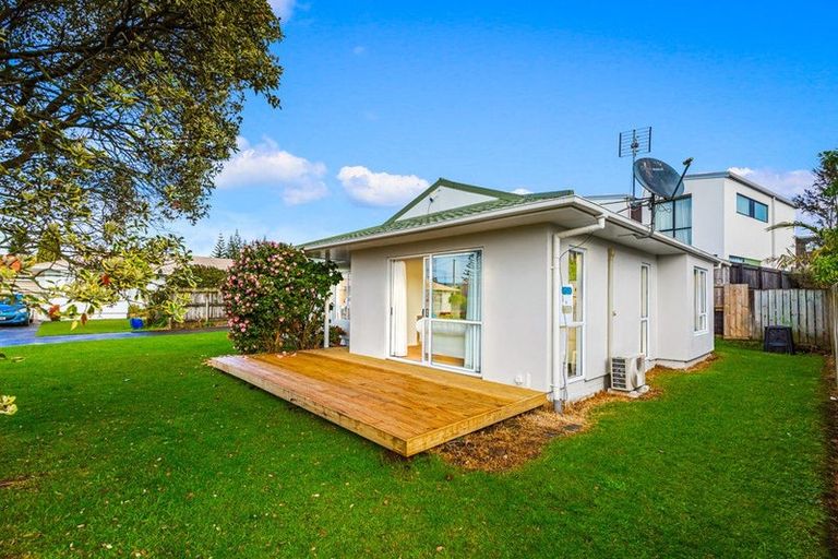 Photo of property in 8e Rathgar Road, Henderson, Auckland, 0610