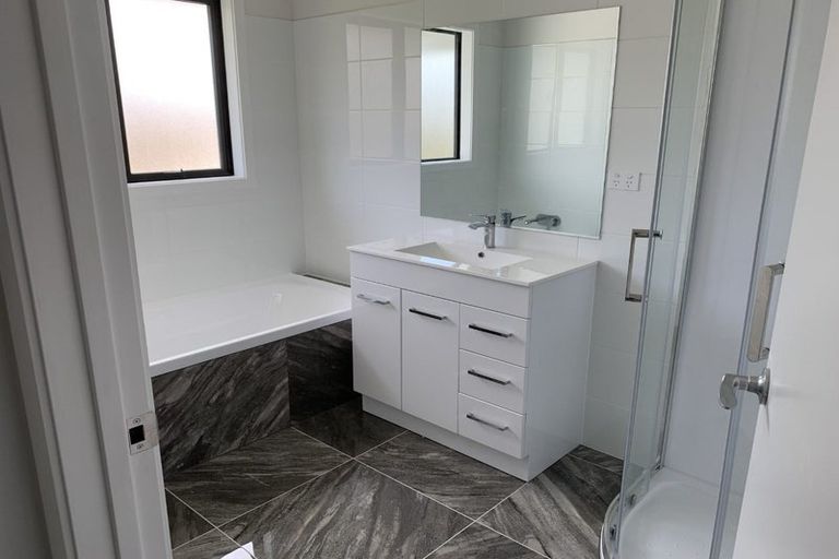 Photo of property in 19 Mill Street, Marton, 4710